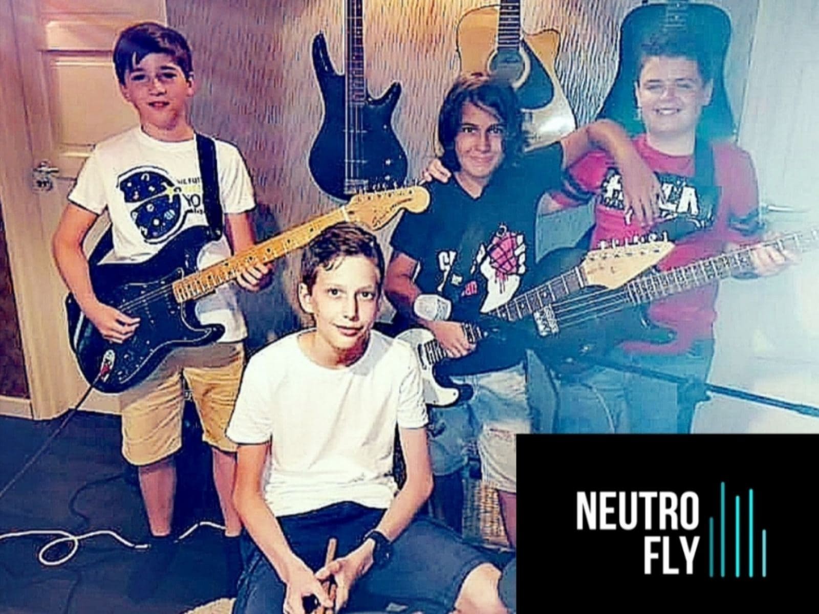Neutrofly